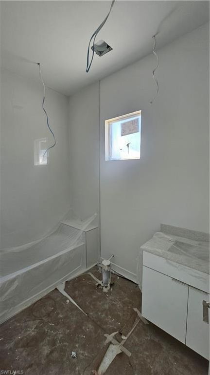 Image 5 of property listing at 1900 NW 18th ST, Cape Coral, FL 33993