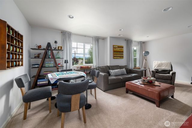 16700 Frazier Heights Place, Burlington, WA 98233