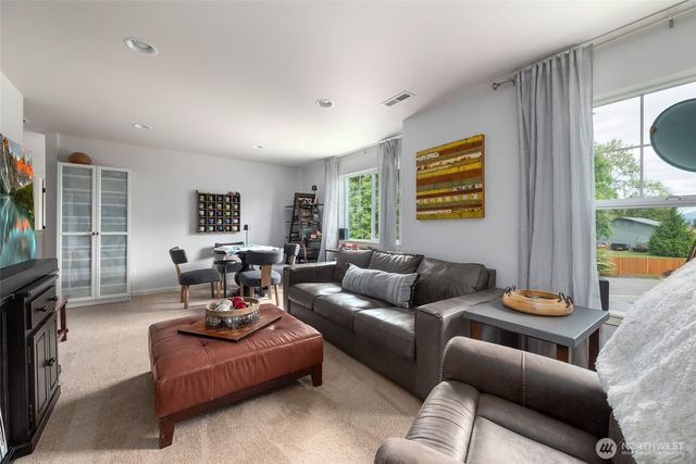 16700 Frazier Heights Place, Burlington, WA 98233