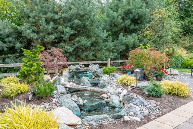 16700 Frazier Heights Place, Burlington, WA 98233