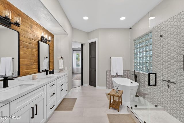 6018 E SMOKEHOUSE Trail, Scottsdale, AZ 85266