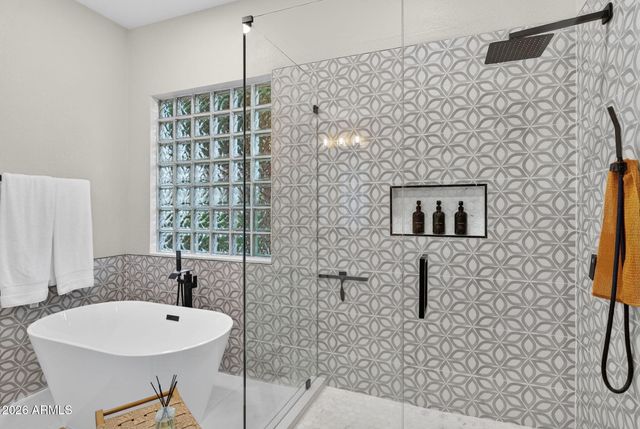 6018 E SMOKEHOUSE Trail, Scottsdale, AZ 85266