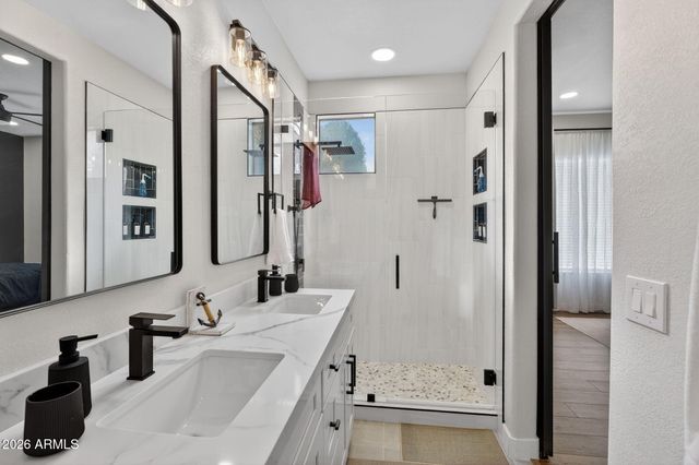 6018 E SMOKEHOUSE Trail, Scottsdale, AZ 85266