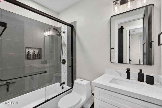 6018 E SMOKEHOUSE Trail, Scottsdale, AZ 85266