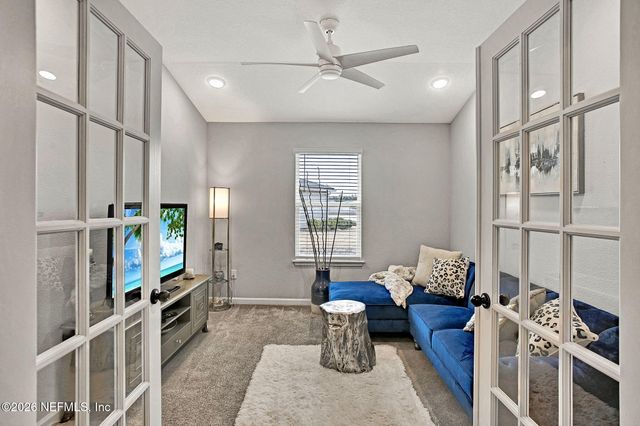 13888 HARLOWTON Avenue, Jacksonville, FL 32256