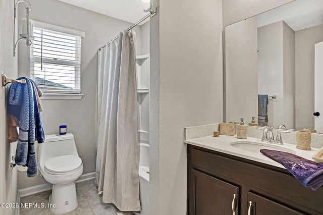 13888 HARLOWTON Avenue, Jacksonville, FL 32256