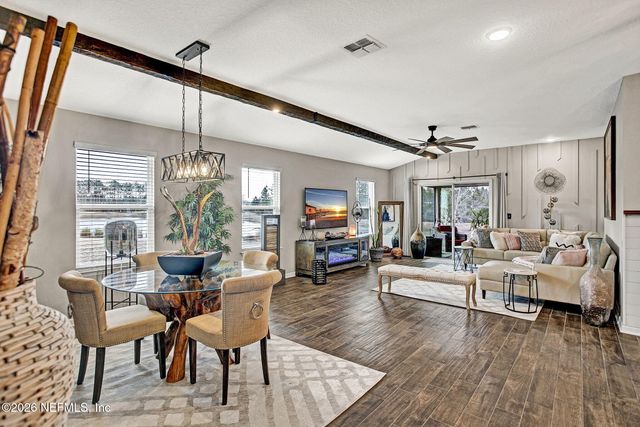 13888 HARLOWTON Avenue, Jacksonville, FL 32256