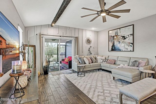 13888 HARLOWTON Avenue, Jacksonville, FL 32256