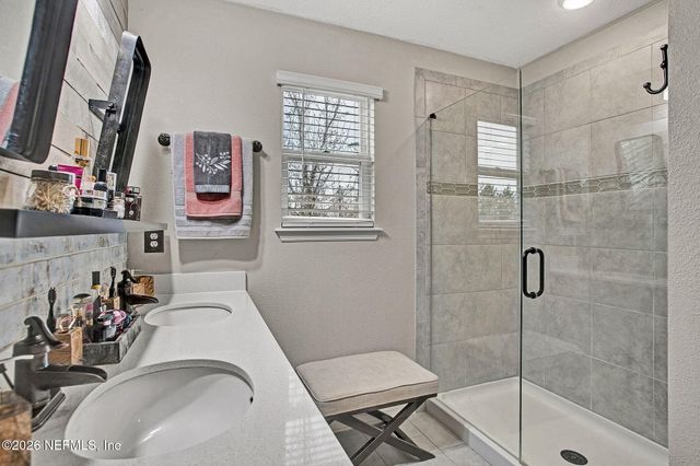 13888 HARLOWTON Avenue, Jacksonville, FL 32256