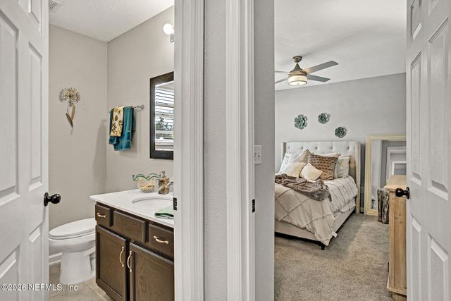 13888 HARLOWTON Avenue, Jacksonville, FL 32256