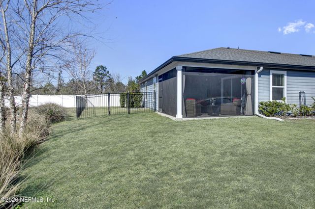 13888 HARLOWTON Avenue, Jacksonville, FL 32256