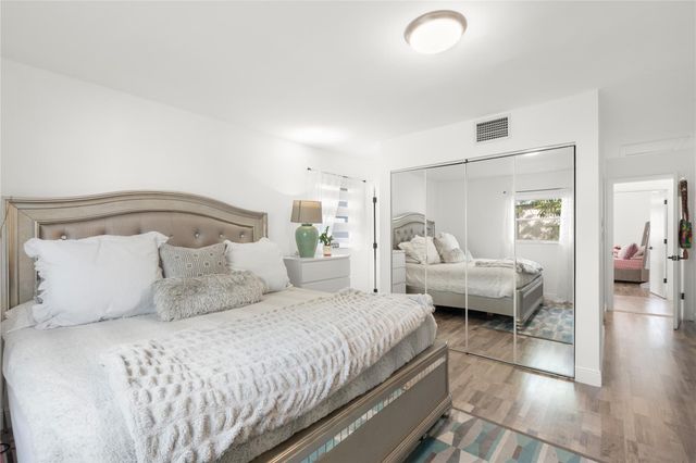 1111 NW 49th Street, Deerfield Beach, FL 33064