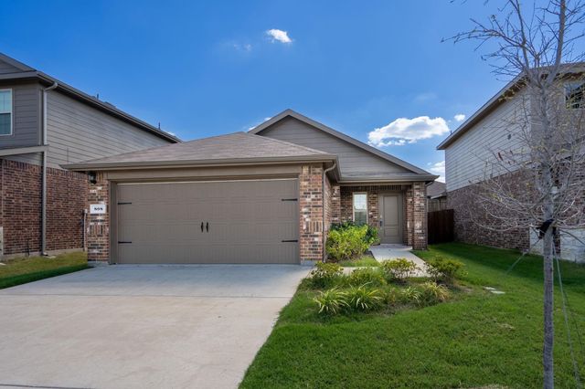 808 Hay Loft Lane, Royse City, TX 75189