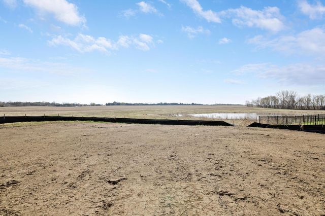 470 Sea Wing Boulevard, Prescott, WI 54021