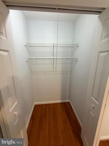 2214 JENSEN PL, Herndon, VA 20170
