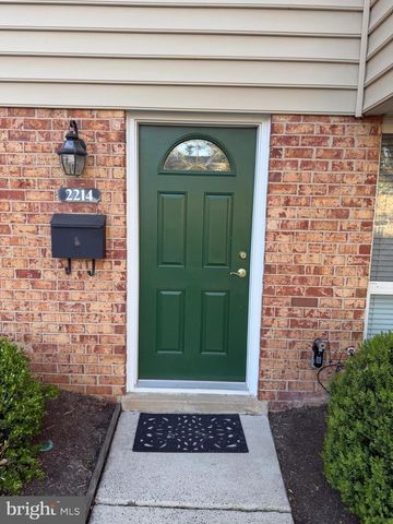 2214 JENSEN PL, Herndon, VA 20170