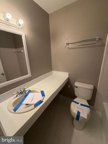 2214 JENSEN PL, Herndon, VA 20170