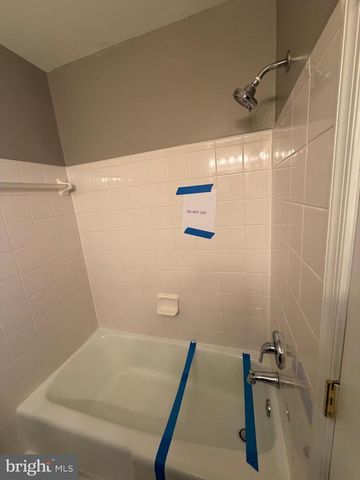 2214 JENSEN PL, Herndon, VA 20170
