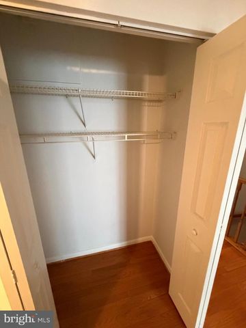 2214 JENSEN PL, Herndon, VA 20170