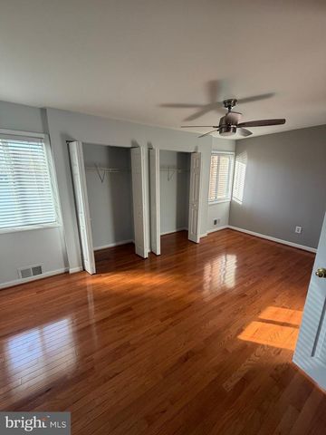 2214 JENSEN PL, Herndon, VA 20170