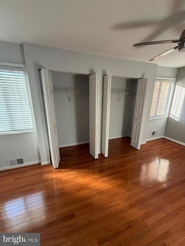 2214 JENSEN PL, Herndon, VA 20170