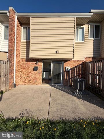 2214 JENSEN PL, Herndon, VA 20170