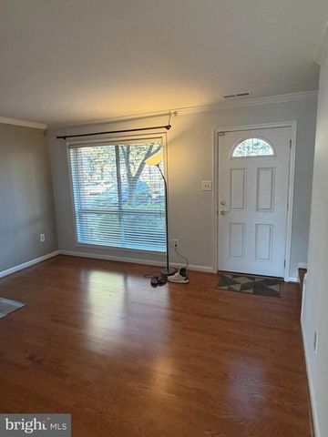 2214 JENSEN PL, Herndon, VA 20170