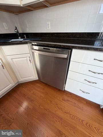 2214 JENSEN PL, Herndon, VA 20170