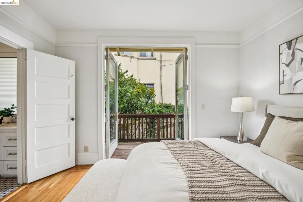 Image 19 of property listing at 4720 Salem St, Emeryville, CA 94608