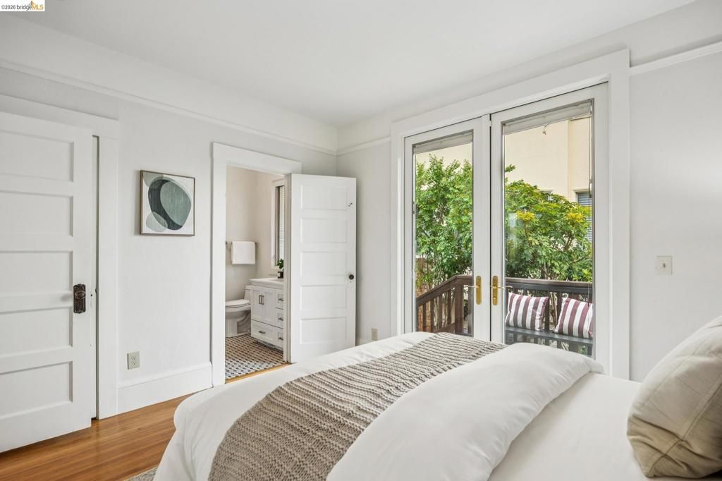 Image 20 of property listing at 4720 Salem St, Emeryville, CA 94608