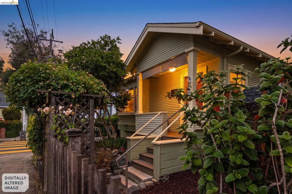 Image 30 of property listing at 4720 Salem St, Emeryville, CA 94608