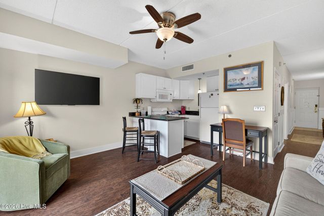 106 N Water Street 302, Wilmington, NC 28401
