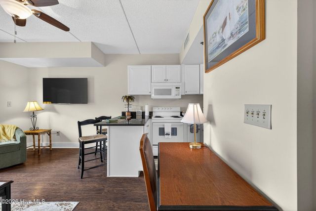 106 N Water Street 302, Wilmington, NC 28401