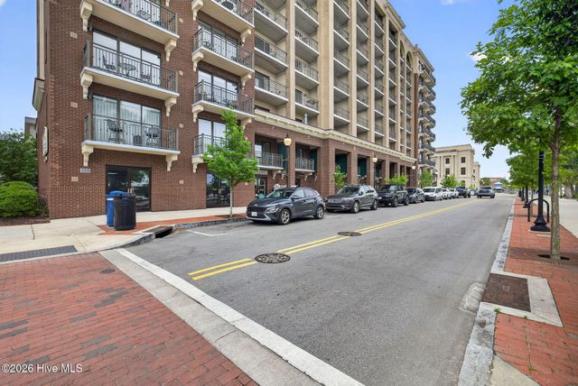 106 N Water Street 302, Wilmington, NC 28401
