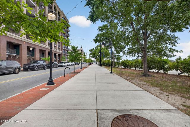 106 N Water Street 302, Wilmington, NC 28401