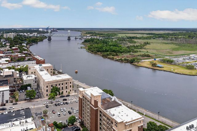 106 N Water Street 302, Wilmington, NC 28401