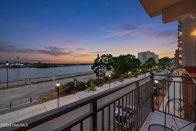 106 N Water Street 302, Wilmington, NC 28401