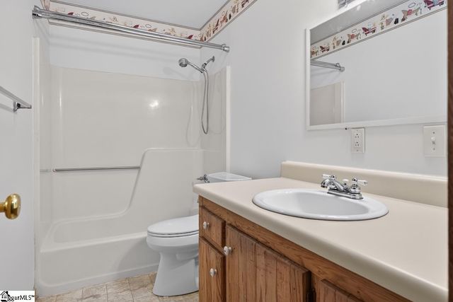 187 Caledonia Road, Landrum, SC 29356