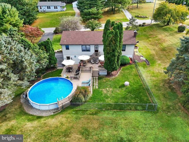 935 PLEASANT GROVE RD, Red Lion, PA 17356