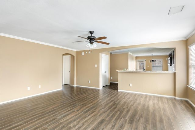 9415 Shaded Pines Drive, Humble, TX 77396