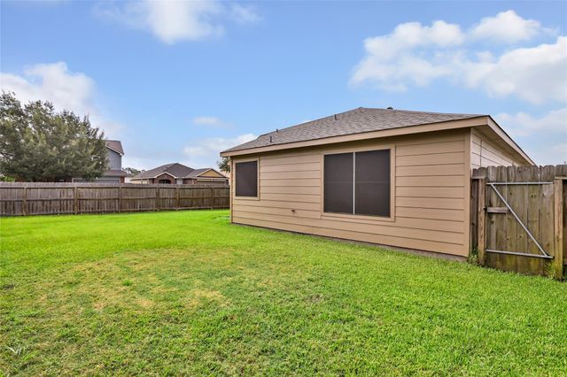 9415 Shaded Pines Drive, Humble, TX 77396