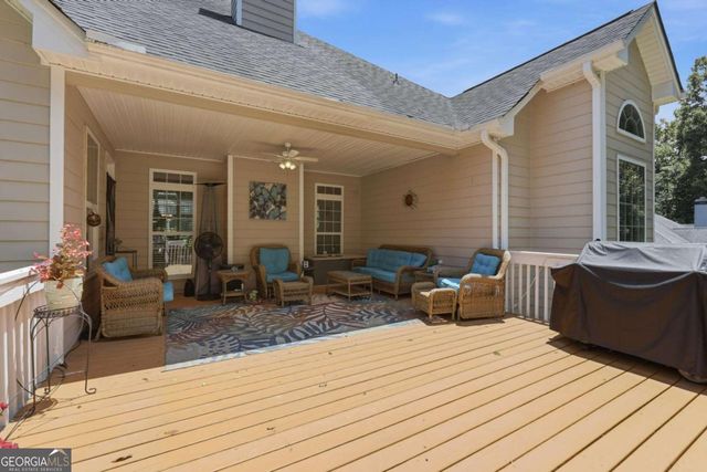 139 Montvale Drive, Hoschton, GA 30548