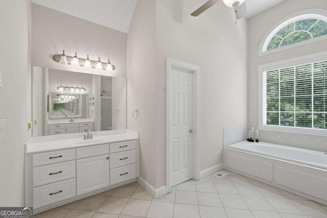 139 Montvale Drive, Hoschton, GA 30548