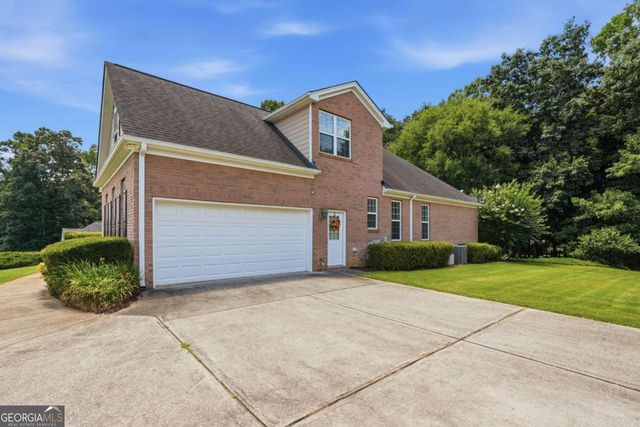 139 Montvale Drive, Hoschton, GA 30548
