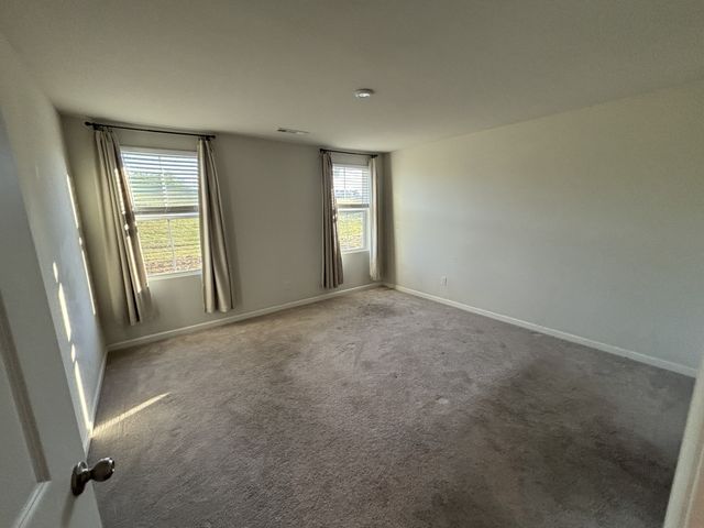 1127 Concord Springs Dr, White House, TN 37188