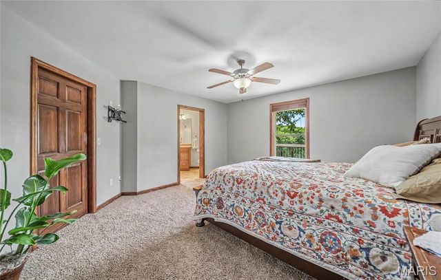 33701 Crystal Lake Road, Brighton, IL 62012