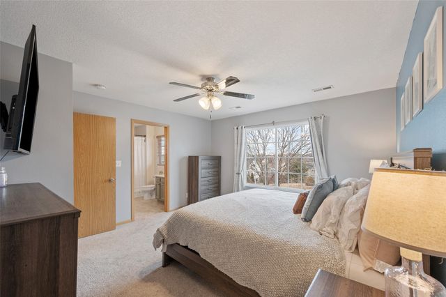 2833 Brockway Drive, Des Moines, IA 50320