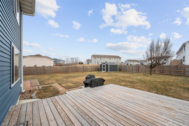 2833 Brockway Drive, Des Moines, IA 50320