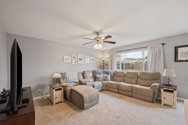 2833 Brockway Drive, Des Moines, IA 50320