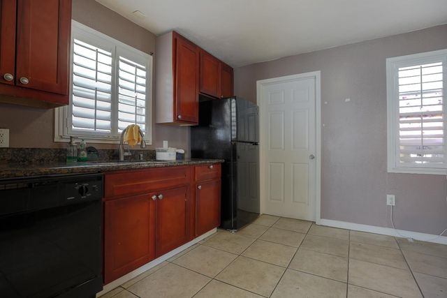 3704 Willow, Sacramento, CA 95838